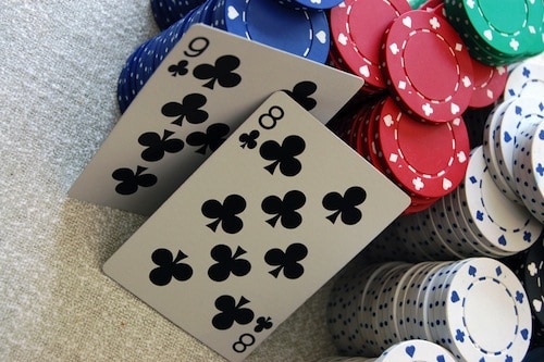 关于中等同花连子的五个小贴士| 扑克王新闻资讯- Pokerstars官网 