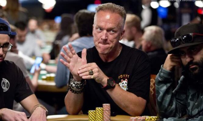 Pat Lyons斩获2020 WSOP第17项赛事冠军!