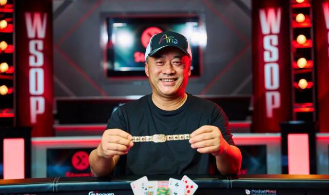 捷报 | 中国选手Li Tong在WSOP第19号赛事摘得个人首条金手链